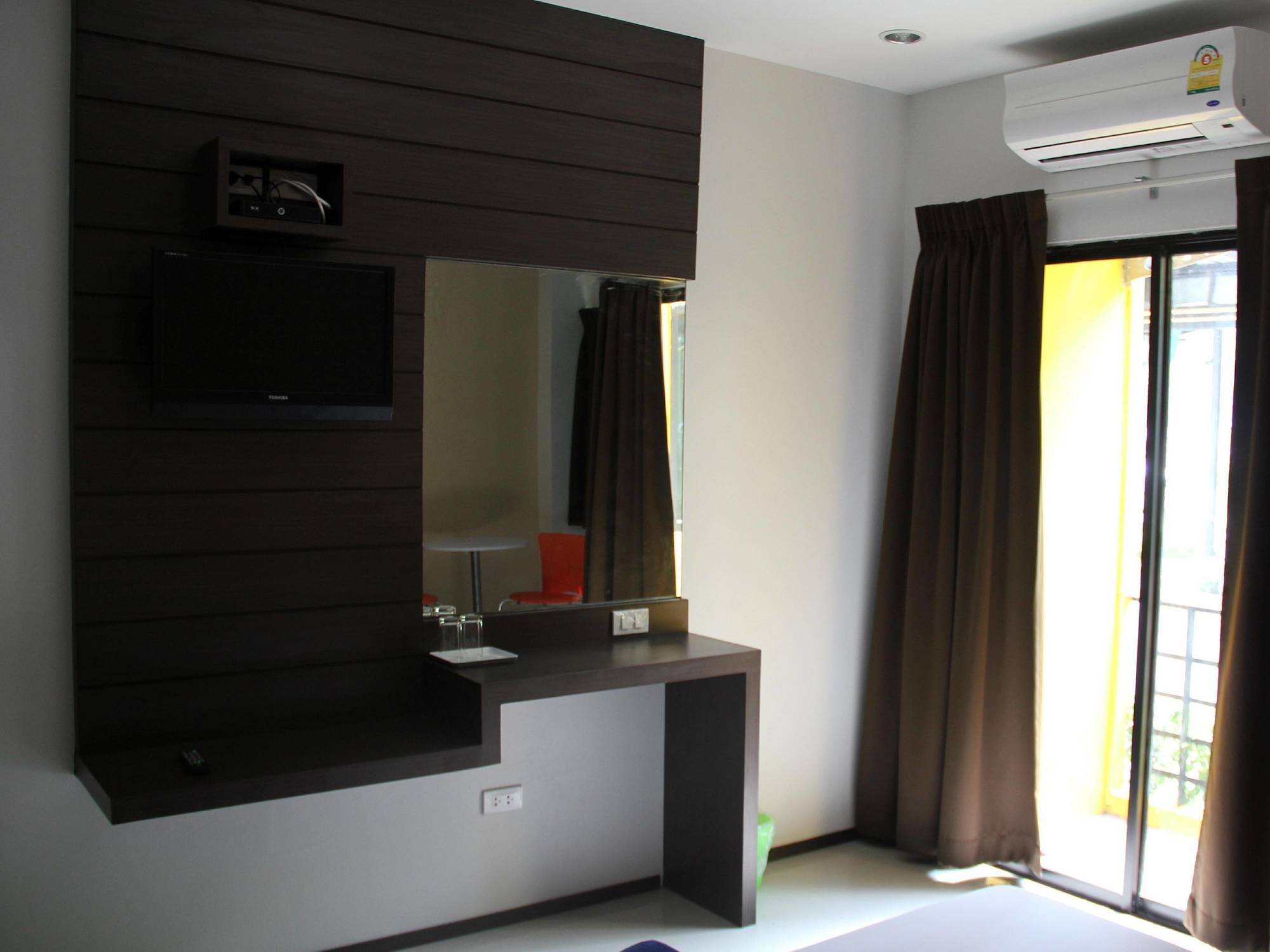 Paradise Resort Ban Nong Pla Lai Buitenkant foto