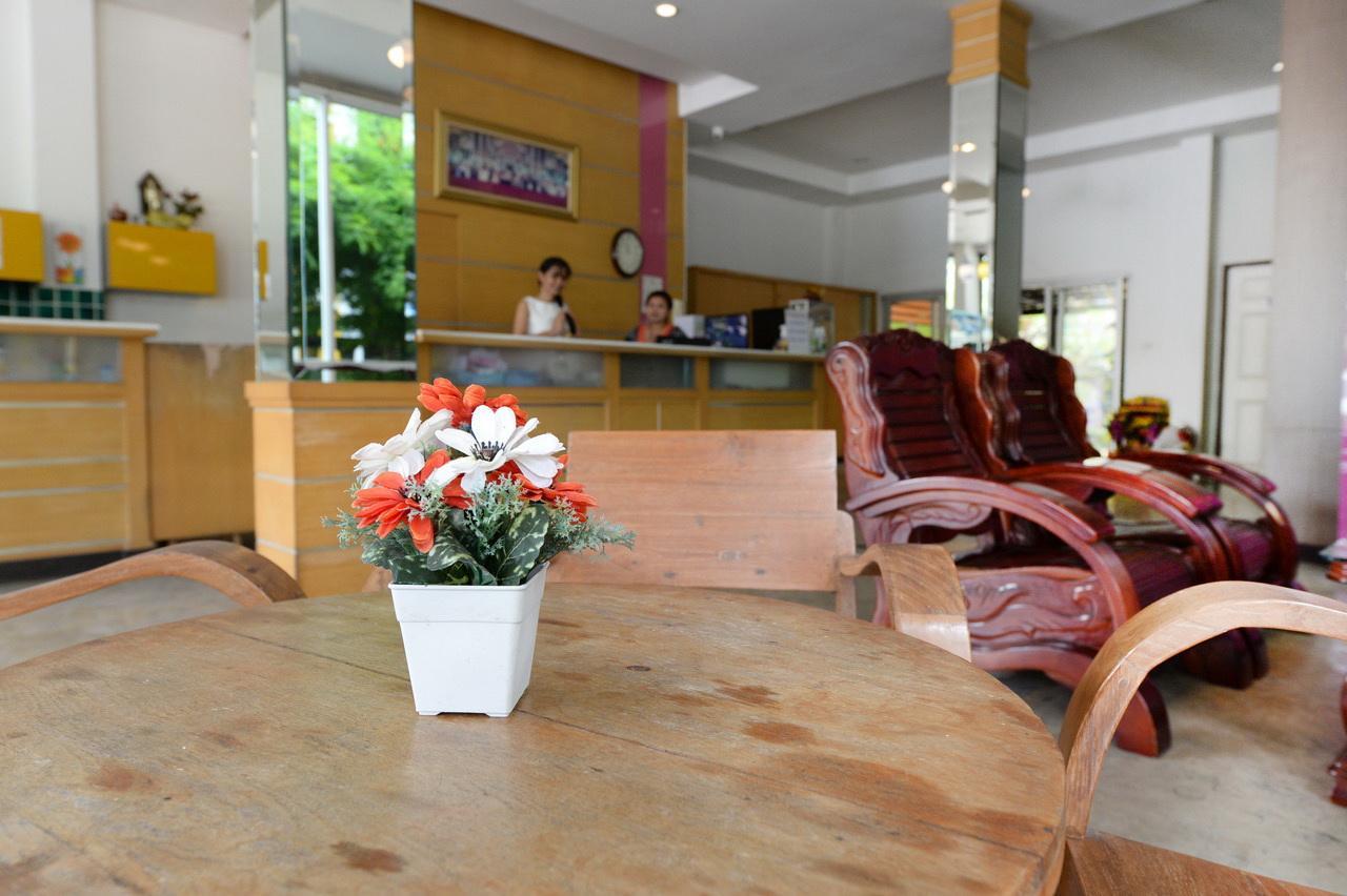 Paradise Resort Ban Nong Pla Lai Buitenkant foto