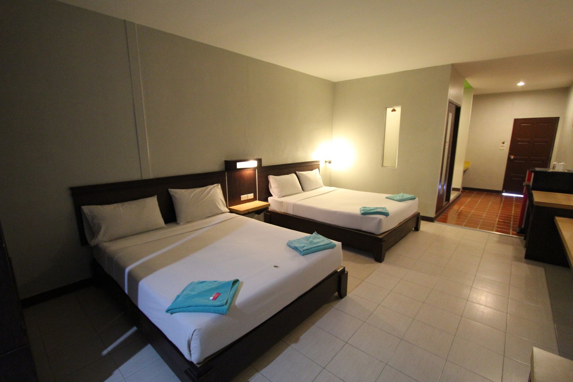 Paradise Resort Ban Nong Pla Lai Buitenkant foto