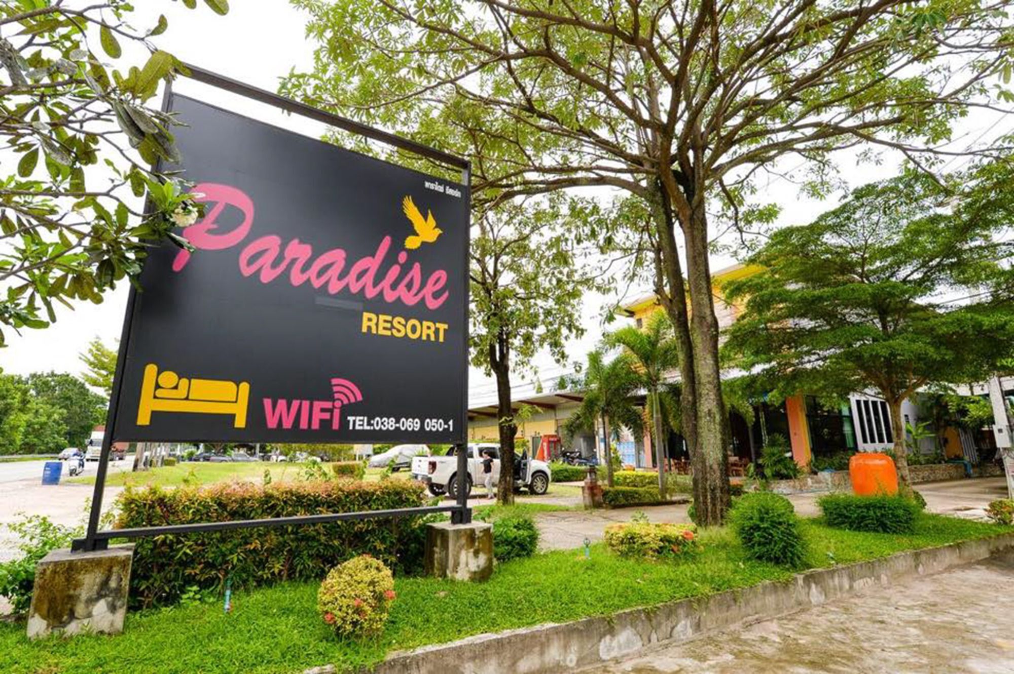 Paradise Resort Ban Nong Pla Lai Buitenkant foto